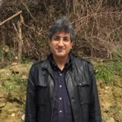 Hossein profile