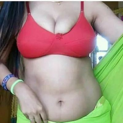 Hot_Bhabi_&_aunty profile