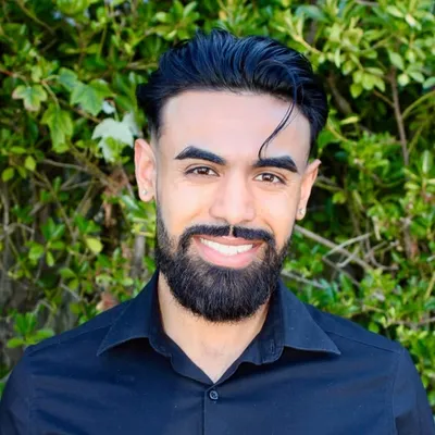 Harry Dhaliwal profile