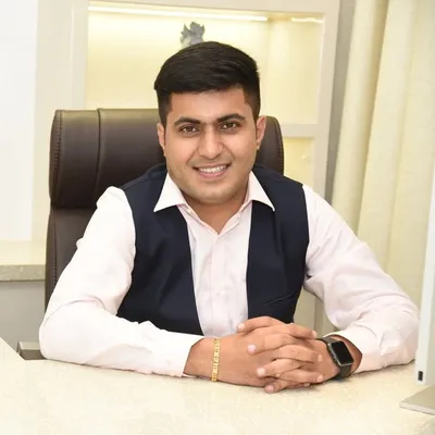 Hitesh Sugnani | Finance Expert profile