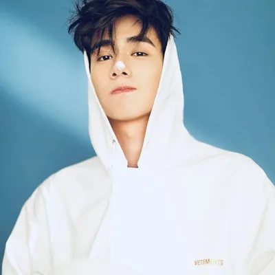 胡一天 profile