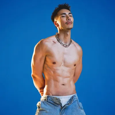 Hugo Liu 劉雨果 profile