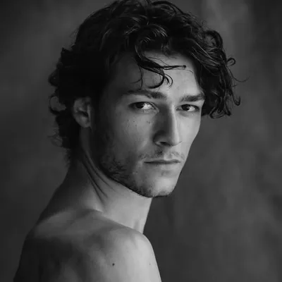 Hugo Marchand profile