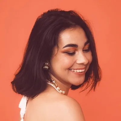 Constance Lasserre profile