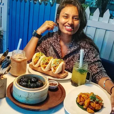 Food and fashion💐 profile
