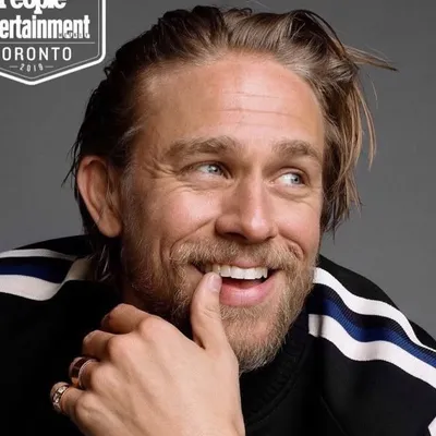 Charlie Hunnams Hair®™ profile