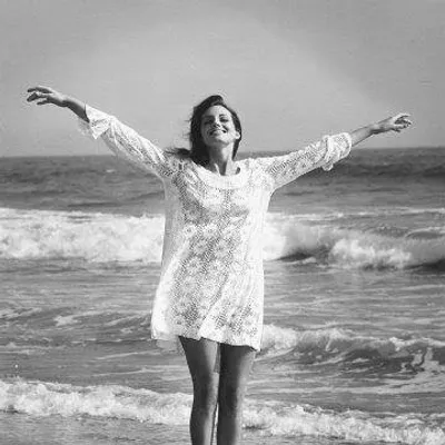 Gayle Hunnicutt profile