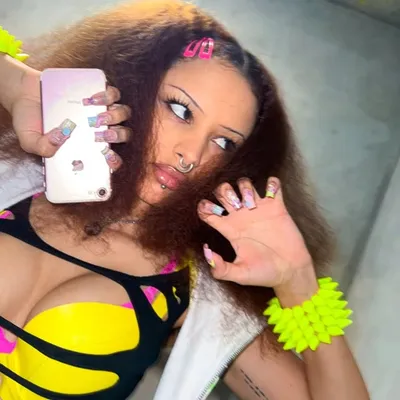 HUNNYGLOSS profile