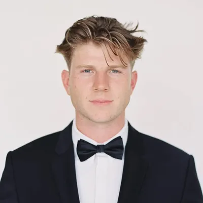 Hunter Woodhall profile