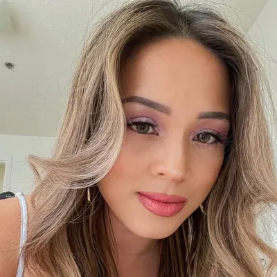 Huyen Tran profile