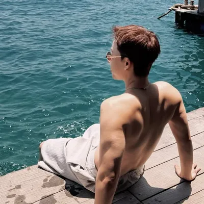 Kan Hy profile