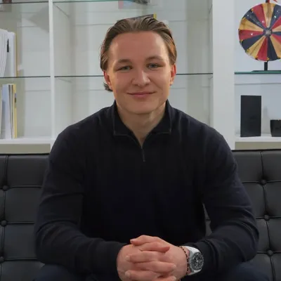 Luca Hartrampf profile