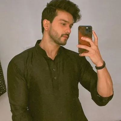 Anshhh⚜️ profile