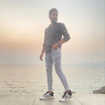 جَون قریشی™ profile