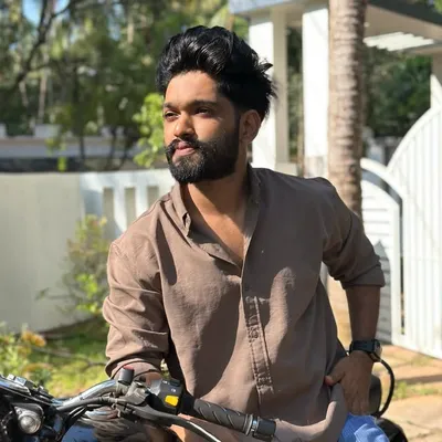 Hashim Rifae profile