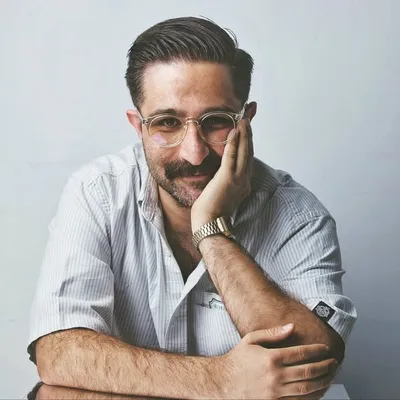 من همون روزی معروفم profile
