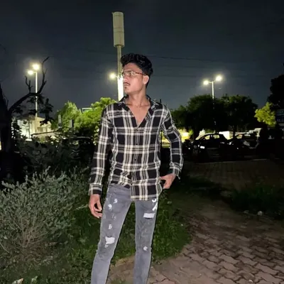 ๐ i_am_tasir_02 ๐ profile