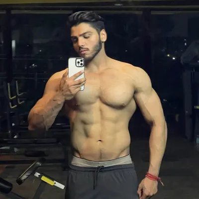 Yash Agarwal profile