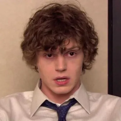 Evan Peters <3 profile