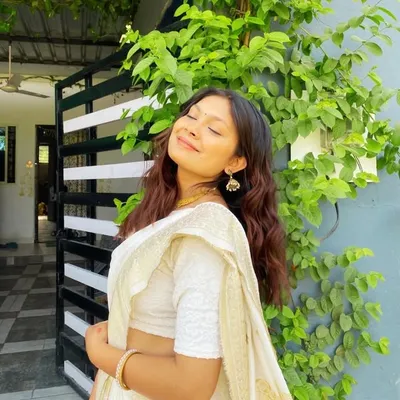 khushhiiii profile