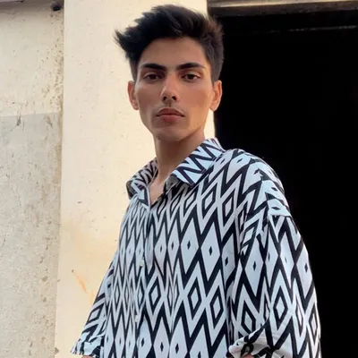 INAYAT SHAIKH👑 profile