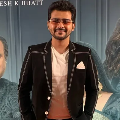 Nikhil Harsh | Anchor & Actor profile