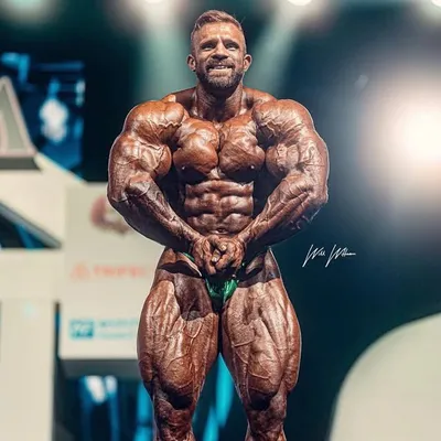 Iain Valliere profile