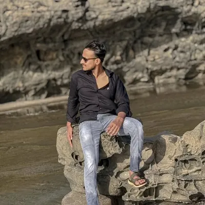 阿尔巴兹 𝐀𝐊❤️🔥 profile