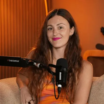 CHLOÉ LEVY•Animatrice & Réalisatrice de contenus videos profile