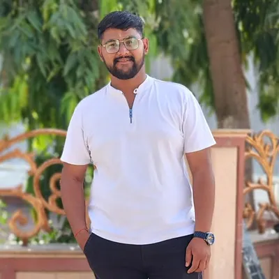 ABHI DESAI 💛⁰⁷ profile