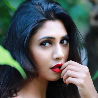 POOJA PURANDAARE profile