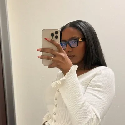 Hi, I’m Whitney profile