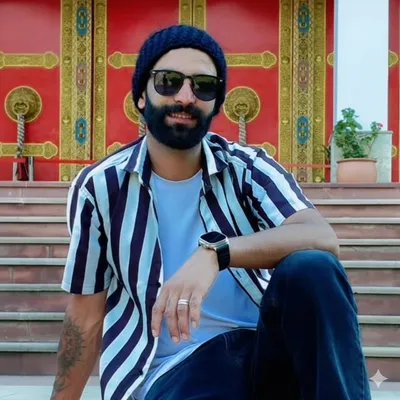 Himalayan Boy...Poshhh_Life_Vibes... profile