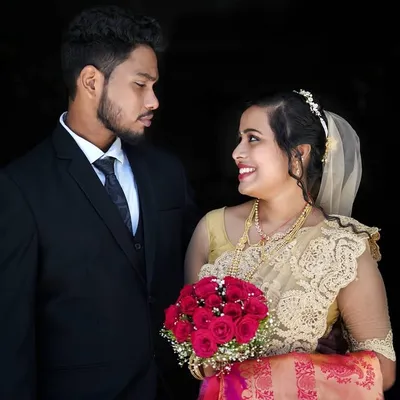 AKhil AuGustine⚡27 profile