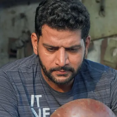 Ashutosh kaushik profile