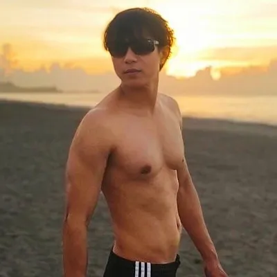 Chris Delacruz profile