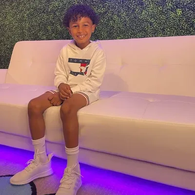 Christopher Jeremiah🤴🏽 this page is ran by @queennaija profile
