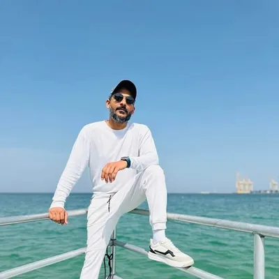 Dipak Raval profile