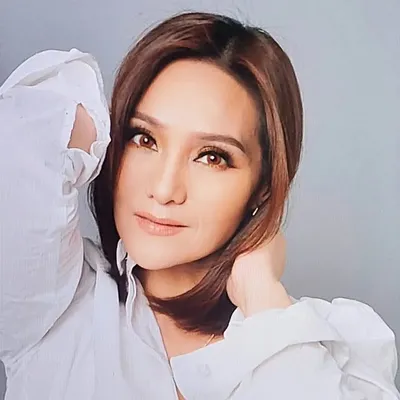 Gladys Reyes-Sommereux profile