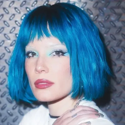 Halsey Updates ✨ profile