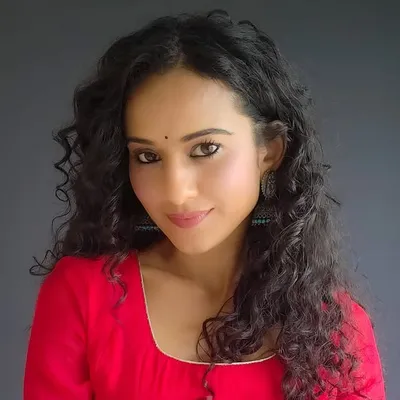 Heena Parmar profile