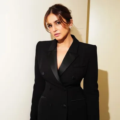 Huma Qureshi profile