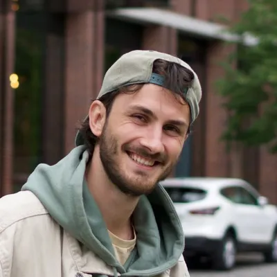Igor 🤪 World Traveling & Skydiving profile
