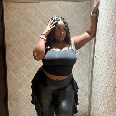 Jazmine Tania profile
