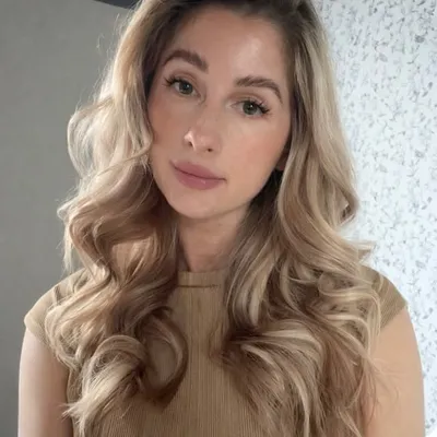 Lauren profile