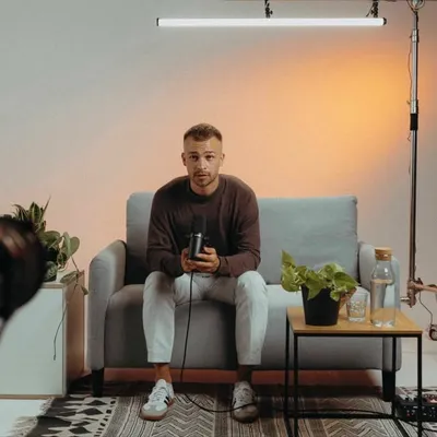 lukas renner profile
