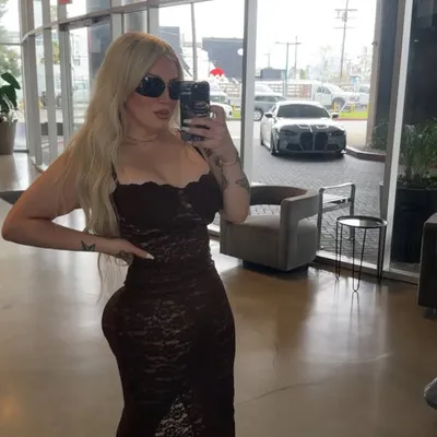 Mia Vargas profile