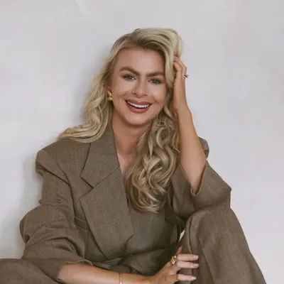 Natalie Elizabeth Ellis profile