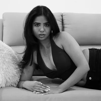 Nisha pillai✨ profile