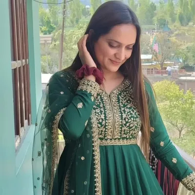 Pooja Chauhan profile